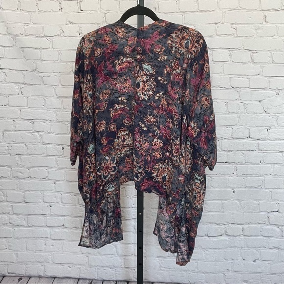En Creme Kimono Open Cardigan Floral Print Size Large - Picture 2 of 4